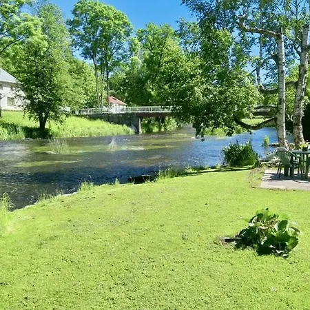 Lossi 8-5 Erika Appartamento Poltsamaa