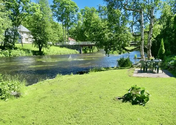 Lossi 8-5 Erika 公寓 珀尔察马